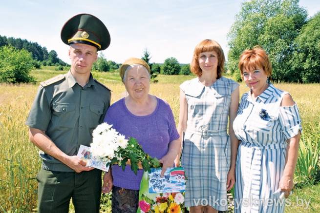 В Волковысском районе продолжается вручение юбилейных медалей «75 лет освобождения Беларуси от немецко-фашистских захватчиков»