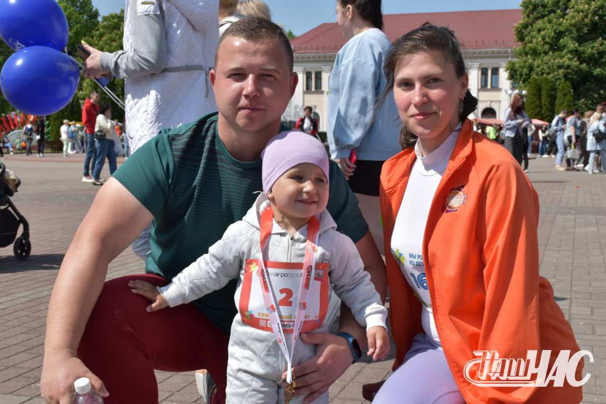 С отличным настроением и спортивным задором. В Волковыске прошел  республиканский легкоатлетический забег «Мы родом из детства» (+Видео) -  Новости Волковыска и района, газета 