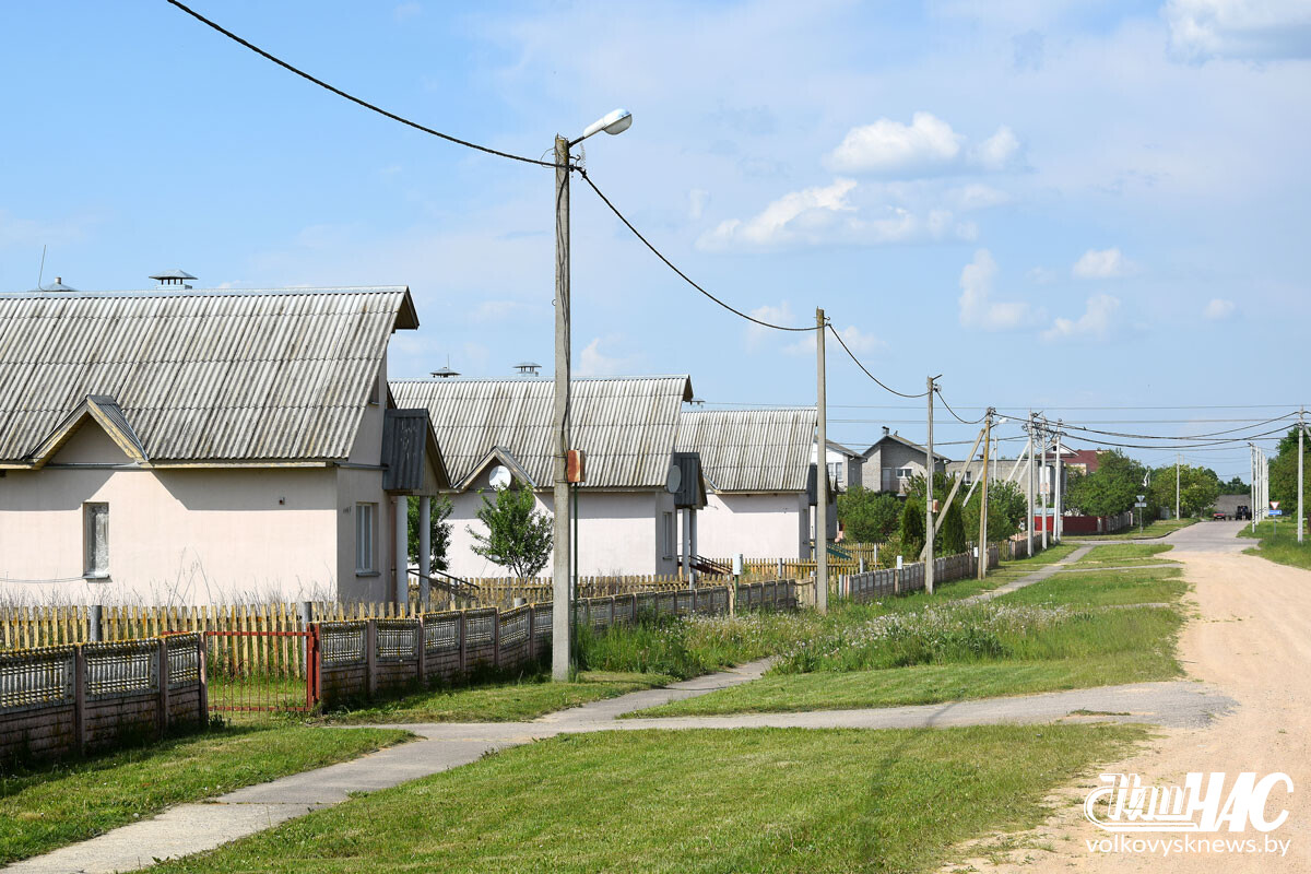 За наше мирное настоящее и мирное будущее. В завершение путешествия по  улицам Мира мы побывали в Тальковцах, Верейках, Субочах и Ятвези - Новости  Волковыска и района, газета 