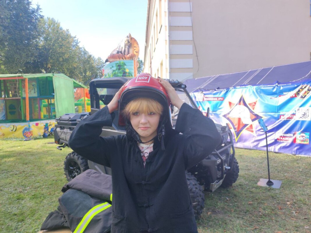 img-275e5b2a44a6a778910464a5948ffd84-v