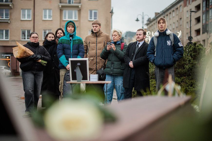 photo_2025-12-12_22-19-53